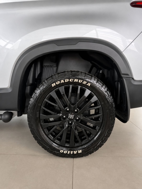 fiat toro 2.0 16v turbo diesel ranch 4wd at9 1.9 4p automatico 20257