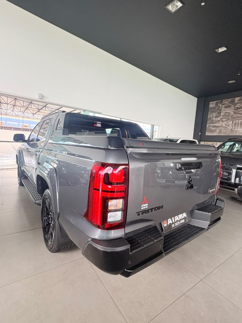 mitsubishi triton 2.4 biturbo diesel cd katana 4x4 automatico 4p 20264