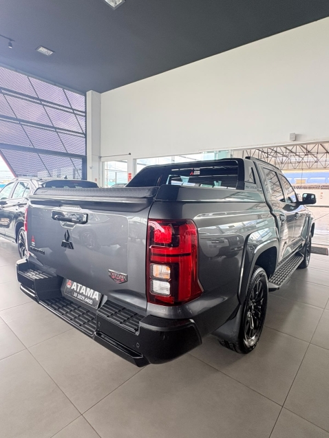 mitsubishi triton 2.4 biturbo diesel cd katana 4x4 automatico 4p 20263