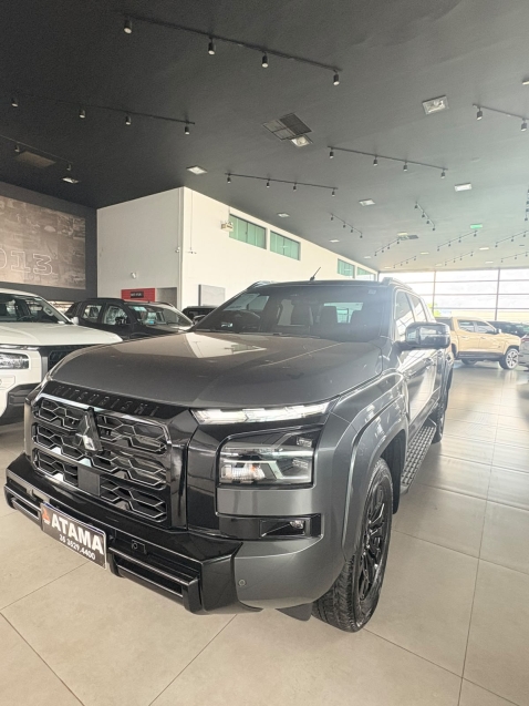 mitsubishi triton 2.4 biturbo diesel cd katana 4x4 automatico 4p 20261