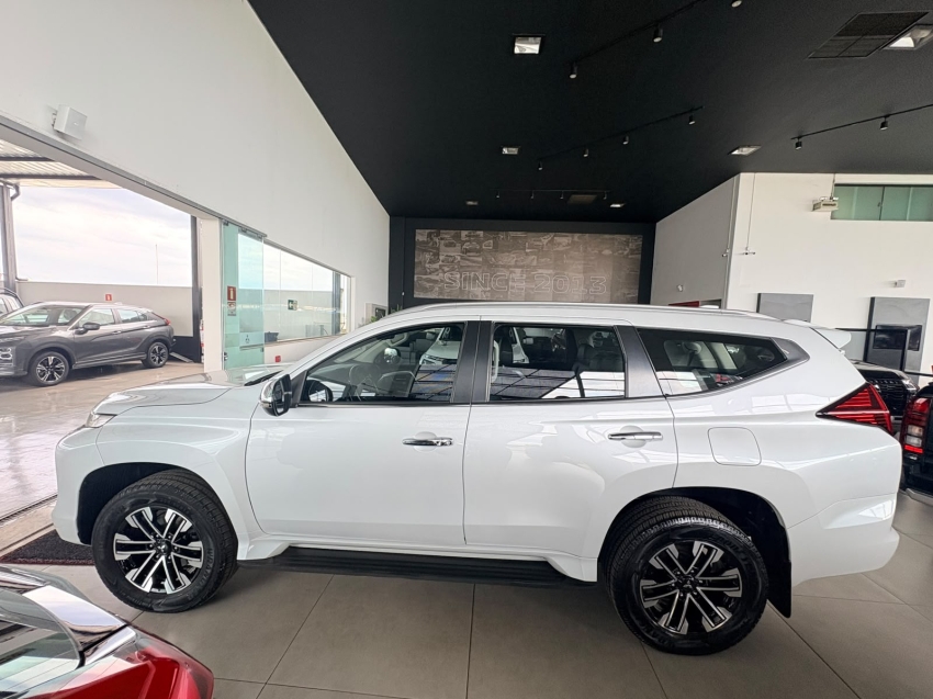 mitsubishi pajero sport 2.4 16v mivec turbo diesel hpe awd automatico 4p 20213