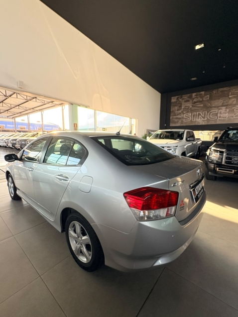 honda city 1.5 lx 16v flex 4p automatico 20125