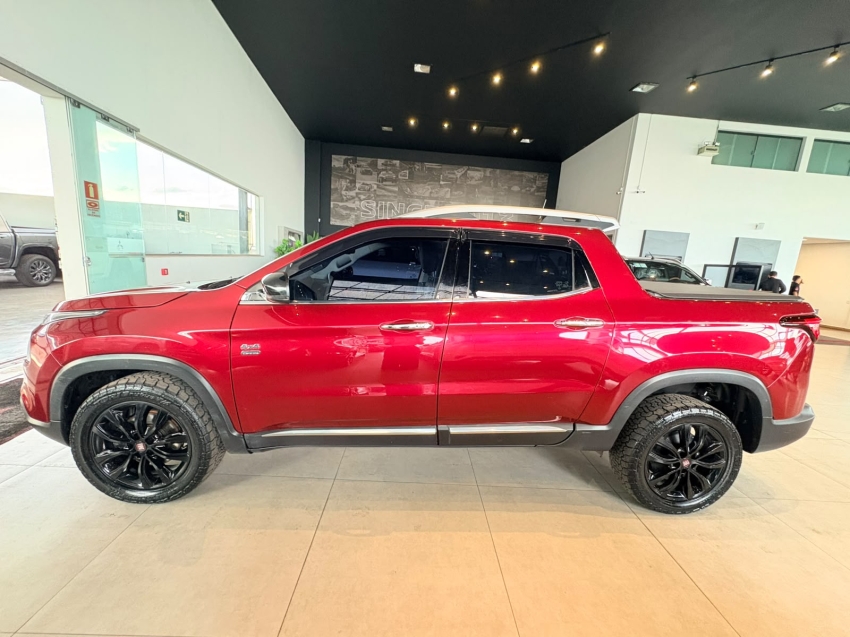 fiat toro 2.0 16v turbo diesel volcano 4wd at9 4p automatico 20213
