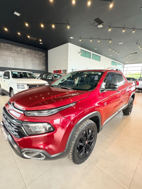 fiat toro 2.0 16v turbo diesel volcano 4wd at9 4p automatico 20212