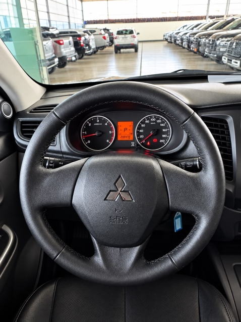 mitsubishi l200 triton 2.4 16v turbo diesel sport gls cd 4p 4x4 automatico 2.2 202011