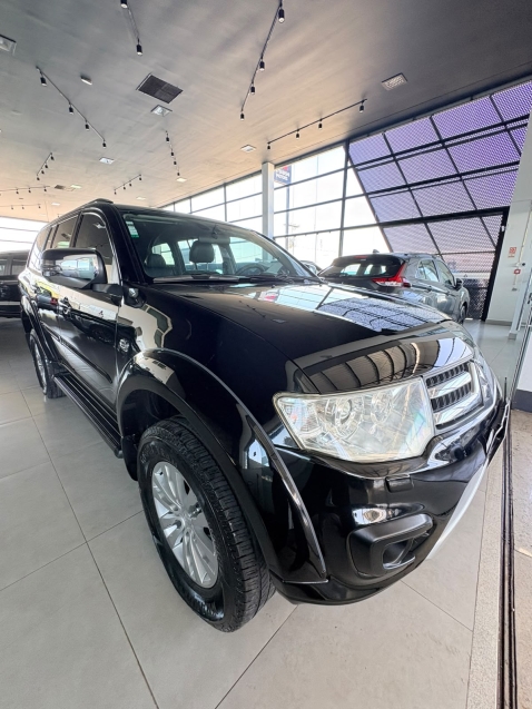 mitsubishi pajero dakar 3.2 hpe 4x4 7 lugares 16v turbo intercooler diesel 4p automatico 3.0 5p 20150
