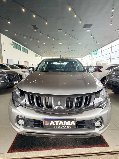 mitsubishi l200 triton 2.4 16v turbo diesel sport hpe cd 4p 4x4 automatico 20181