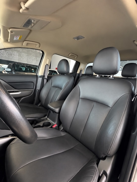mitsubishi l200 triton 2.4 16v turbo diesel sport hpe cd 4p 4x4 automatico 20189