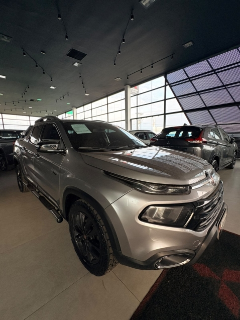 fiat toro 2.0 16v turbo diesel ranch 4wd at9 4p automatico 20200