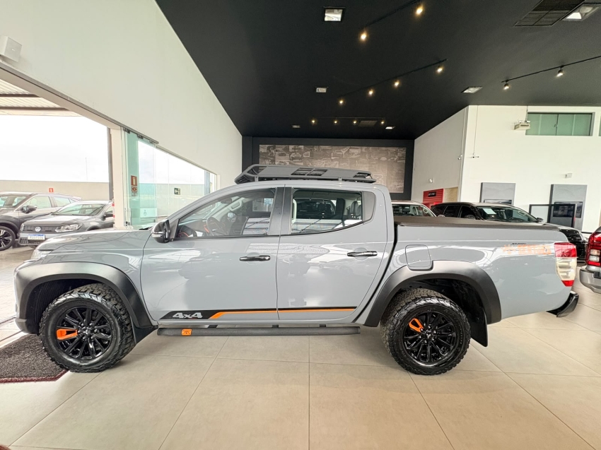 mitsubishi l200 triton 2.4 16v turbo diesel sport savana sertoes cd 4p 4x4 automatico 20242