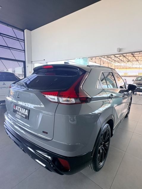 mitsubishi eclipse cross 1.5 mivec turbo gasolina hpe black cvt 5p automatico 202610