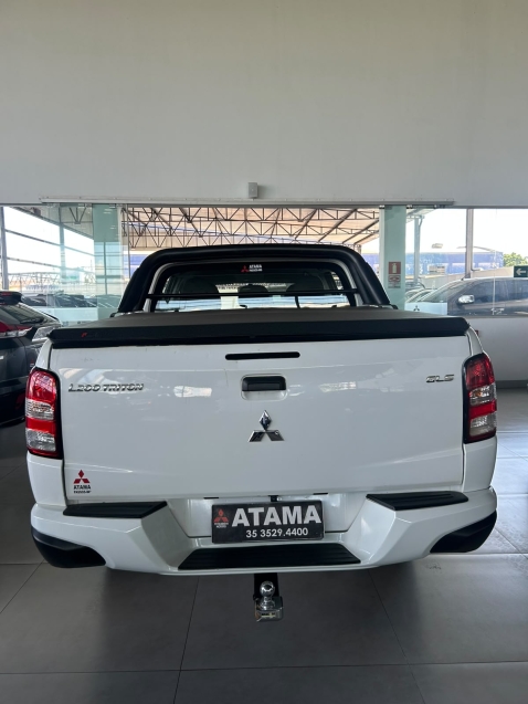 mitsubishi l200 triton 2.4 16v turbo diesel sport gls cd 4p 4x4 automatico 20254