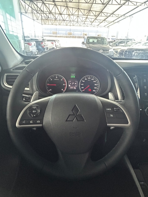 mitsubishi l200 triton 2.4 16v turbo diesel sport hpe cd 4p 4x4 automatico 20178