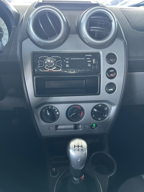 ford fiesta 1.6 mpi sedan 8v flex 4p manual 5p 200911