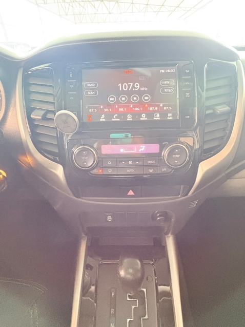 mitsubishi l200 triton 2.4 16v turbo diesel sport hpe cd 4p 4x4 automatico 201912