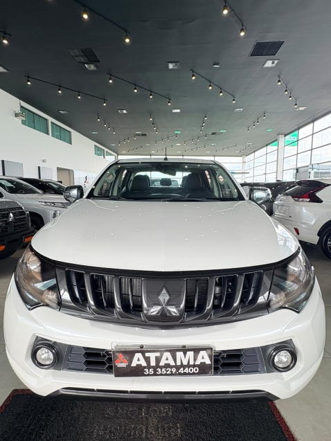 mitsubishi l200 triton 2.4 16v turbo diesel sport hpe cd 4p 4x4 automatico 20191