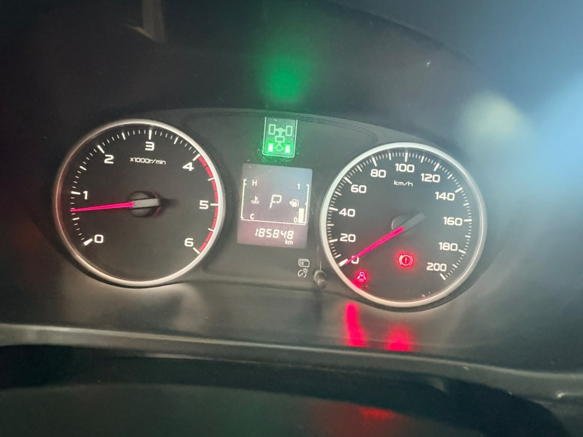 mitsubishi l200 triton 2.4 16v turbo diesel sport hpe cd 4p 4x4 automatico 201914
