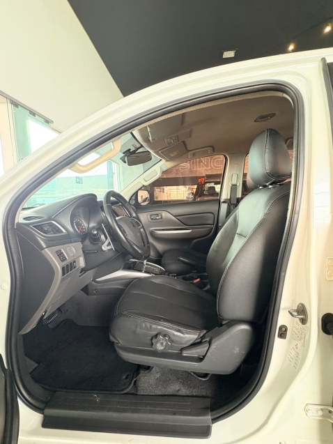 mitsubishi l200 triton 2.4 16v turbo diesel sport hpe cd 4p 4x4 automatico 20198