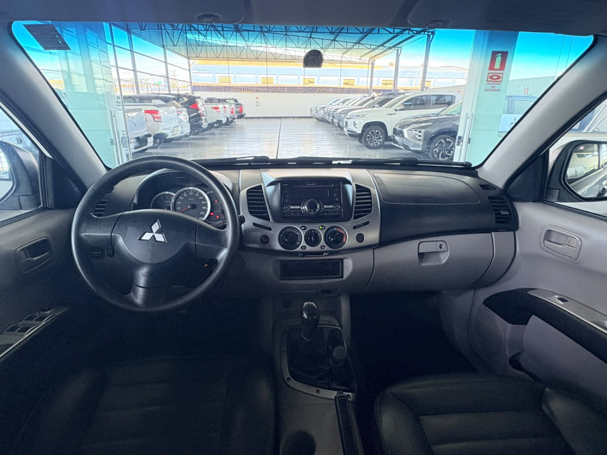 mitsubishi l200 triton 3.2 gl 4x4 cd 16v turbo intercoler diesel 4p manual eletrico 201715