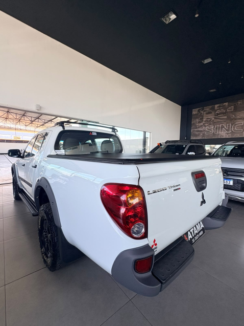 mitsubishi l200 triton 3.2 gl 4x4 cd 16v turbo intercoler diesel 4p manual eletrico 20176
