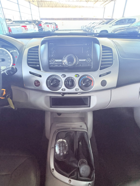 mitsubishi l200 triton 3.2 gl 4x4 cd 16v turbo intercoler diesel 4p manual eletrico 201712