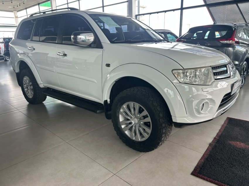 mitsubishi pajero dakar 3.2 hpe 4x4 7 lugares 16v turbo intercooler diesel 4p automatico 5p 20150