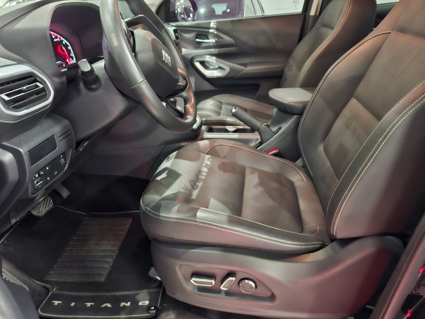 fiat titano 2.2 turbo diesel ranch 4x4 at6 4p automatico 2025