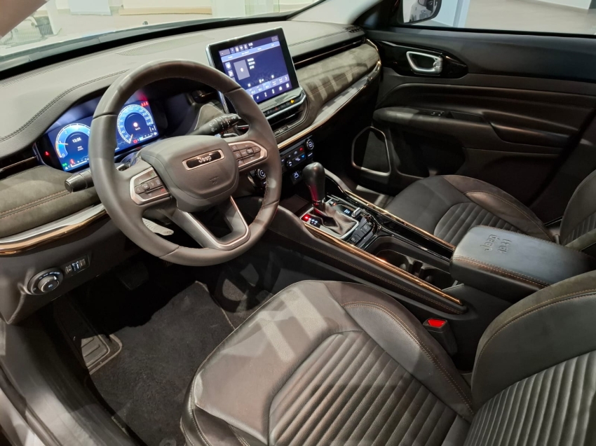 jeep commander 2.0 td380 turbo diesel limited at9 4p automatico 2022