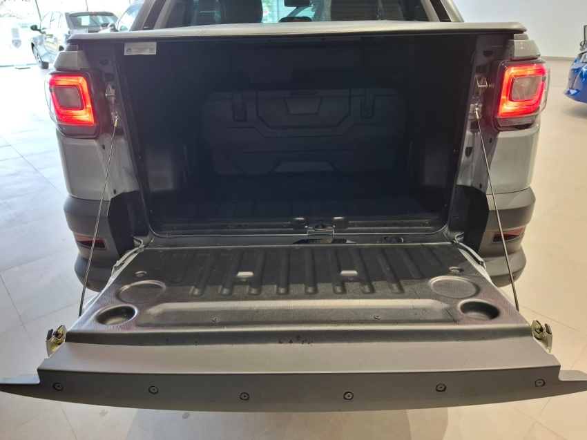 fiat strada 1.0 turbo 200 flex ultra cd cvt 4p automatico 2024