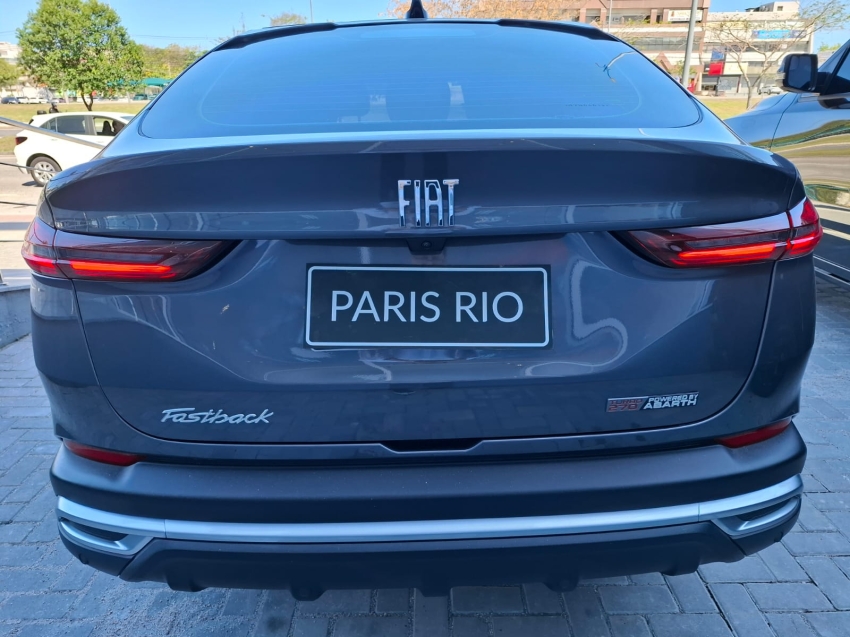 fiat fastback 1.3 turbo 270 flex limited edition at6 4p automatico 2024