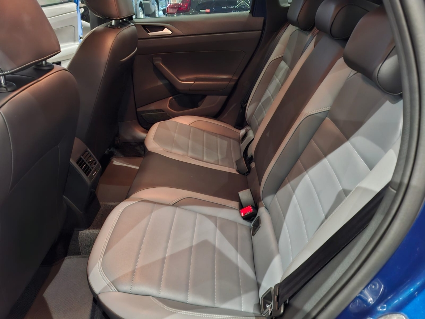 volkswagen nivus 1.0 200 tsi total flex highline automatico 4p 2023