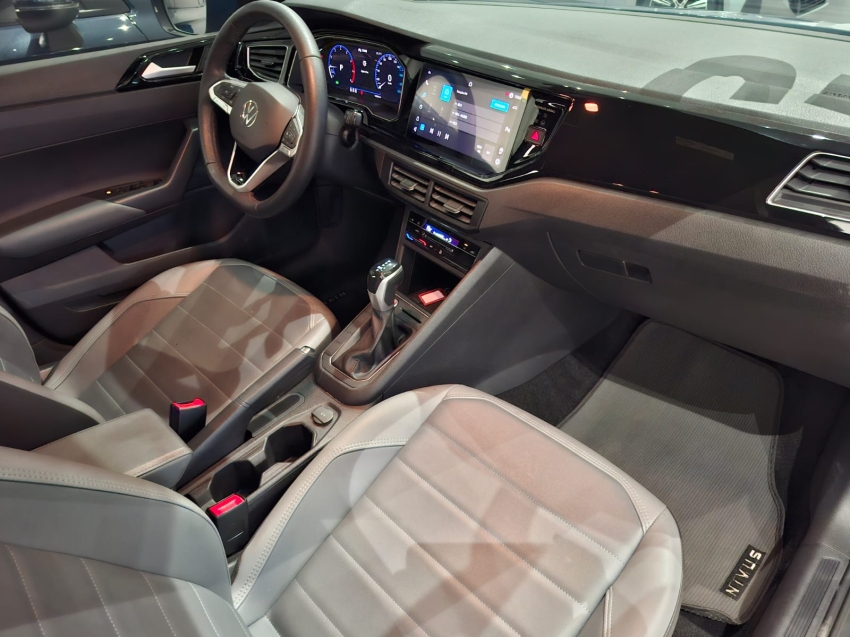 volkswagen nivus 1.0 200 tsi total flex highline automatico 4p 2023