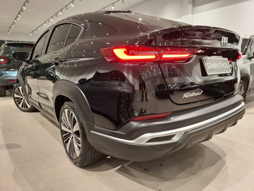 fiat fastback 1.0 turbo 200 flex audace cvt 4p automatico 2025
