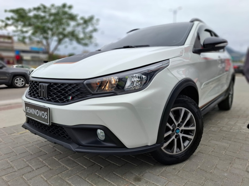 fiat argo 1.3 firefly flex trekking manual 4p 2025