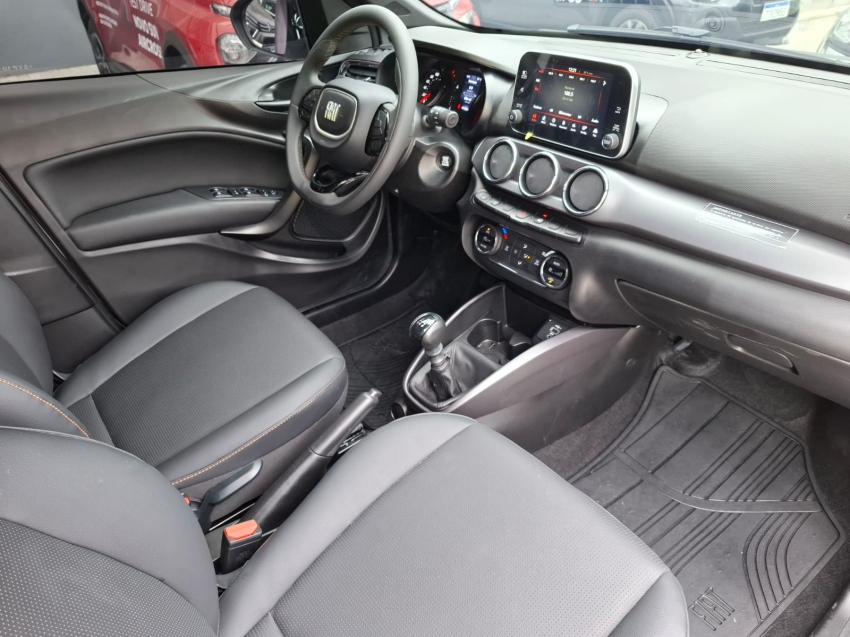 fiat argo 1.3 firefly flex trekking manual 4p 2025