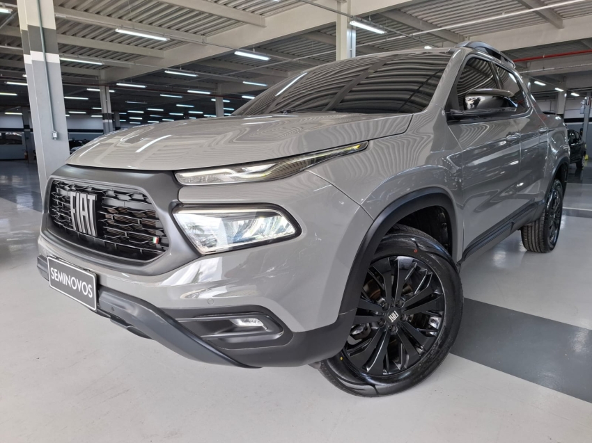 fiat toro 1.3 turbo 270 flex volcano at6 4p automatico 2023