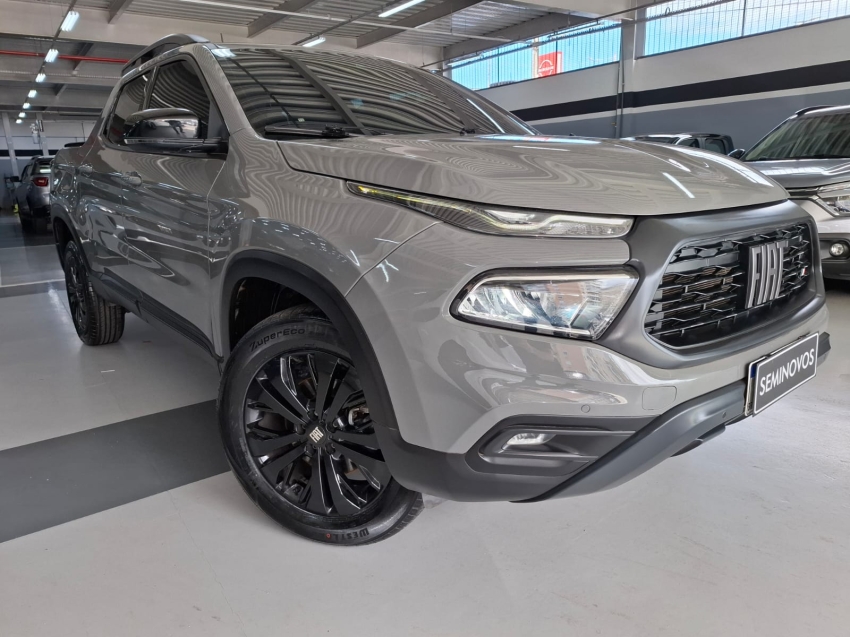 fiat toro 1.3 turbo 270 flex volcano at6 4p automatico 2023 fiat toro 1.3 turbo 270 flex volcano at6 4p automatico 2023
