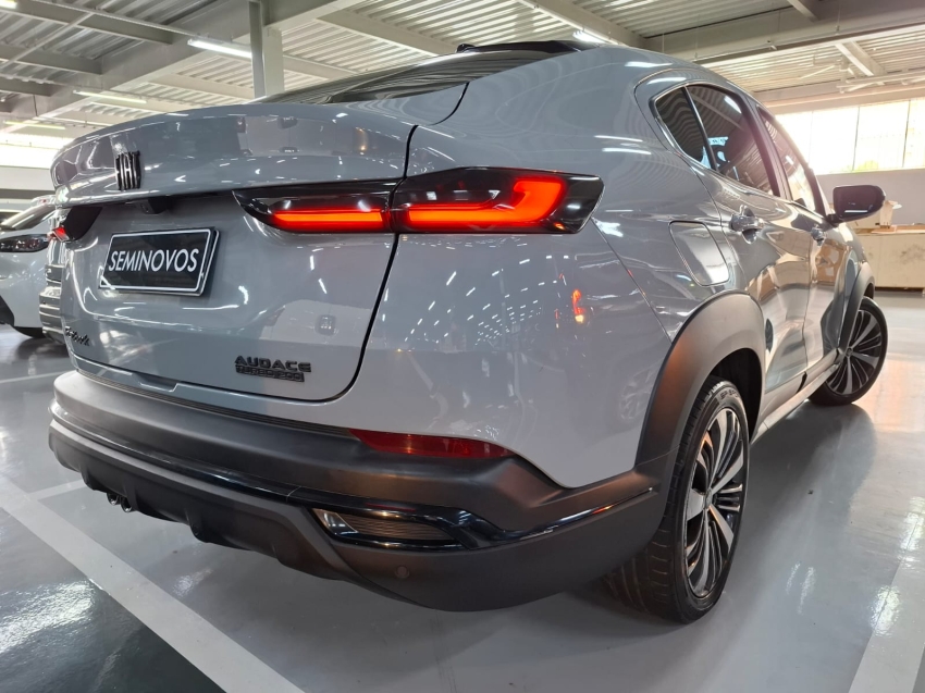 fiat fastback 1.0 turbo 200 flex audace cvt 4p automatico 2023