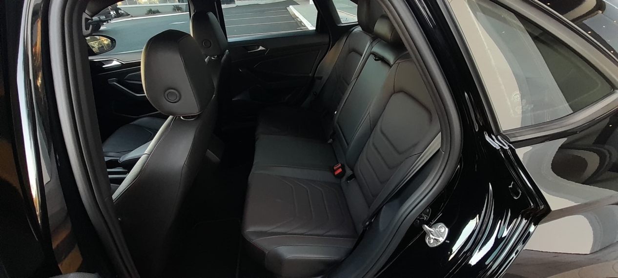 volkswagen jetta 2.0 350 tsi gasolina gli dsg 4p automatico 2024