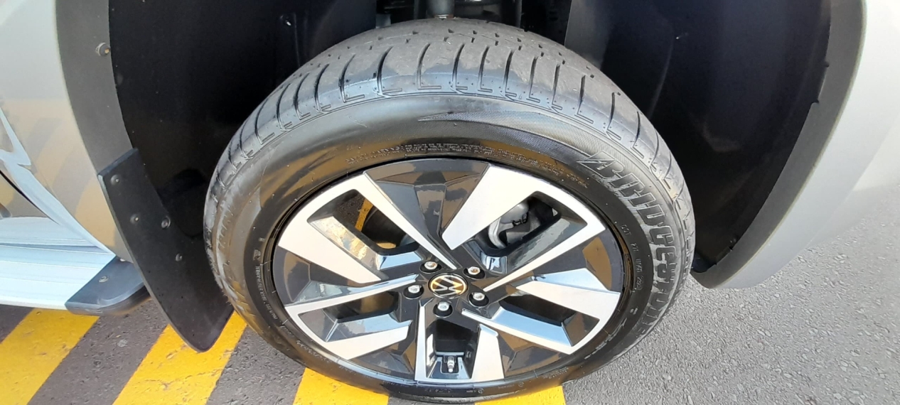 volkswagen amarok 3.0 v6 tdi diesel extreme cd 4motion automatico 4p 2025