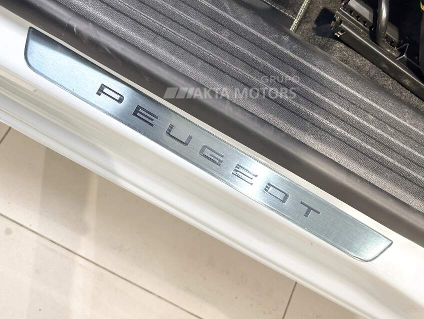 peugeot 2008 1.0 turbo 200 flex gt cvt 4p automatico 2025