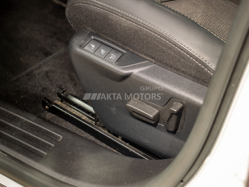 peugeot 2008 50 kw eletrico e-gt automatico 5.5 4p 2023