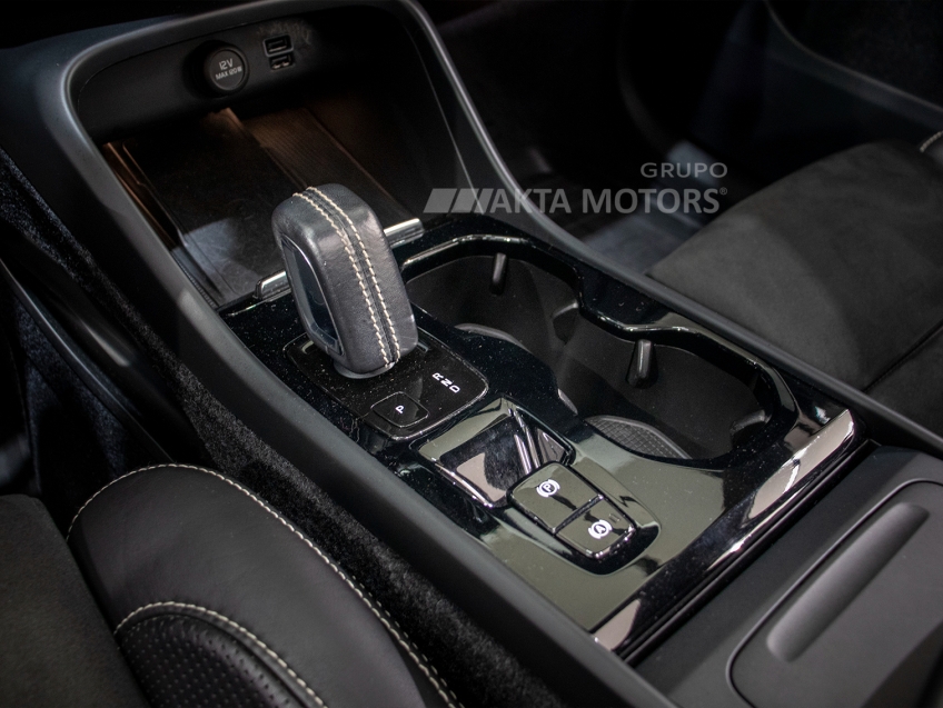 volvo xc40 2.0 t5 gasolina r-design awd geartronic 4p automatico 2020