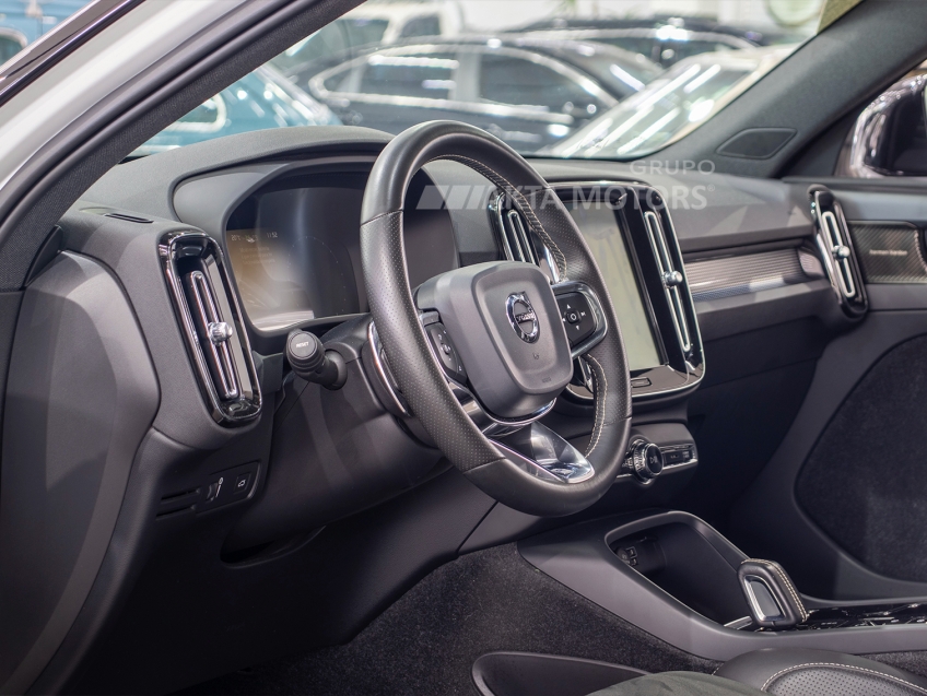 volvo xc40 2.0 t5 gasolina r-design awd geartronic 4p automatico 2020