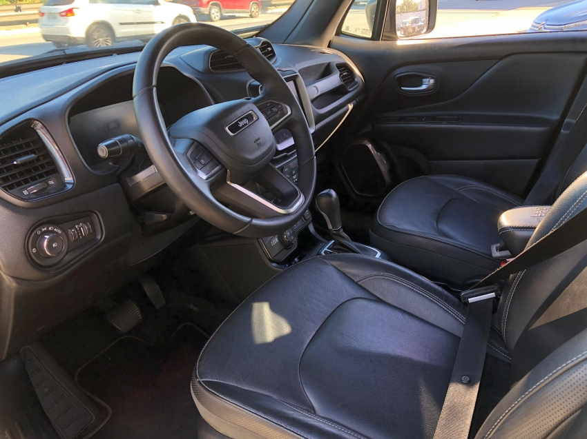 jeep renegade 1.3 t270 turbo flex s 4x4 at9 4p automatico 2024