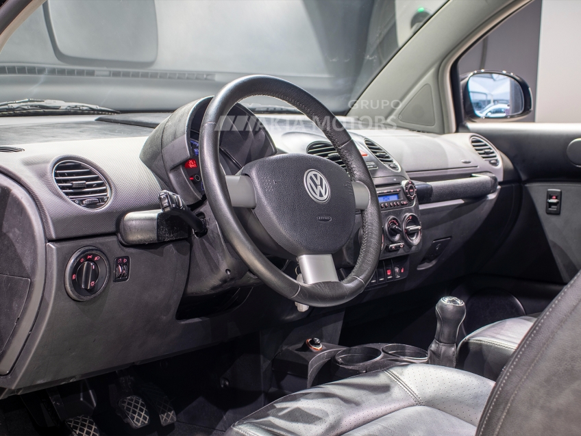 volkswagen new beetle 2.0 mi 8v gasolina 2p manual