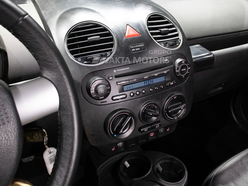 volkswagen new beetle 2.0 mi 8v gasolina 2p manual