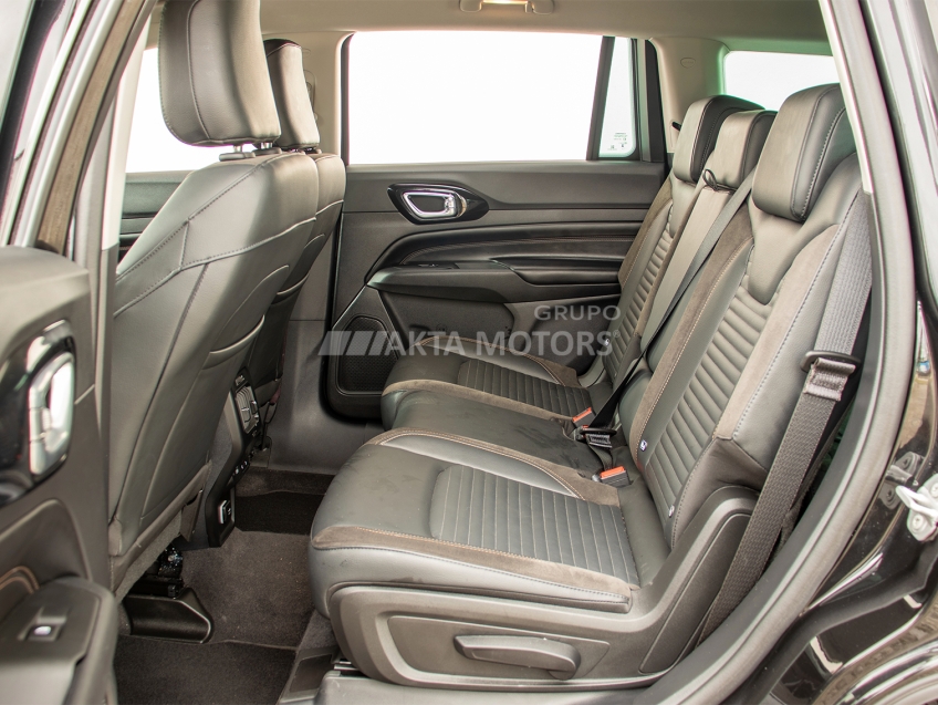 jeep commander 2.0 td380 turbo diesel limited at9