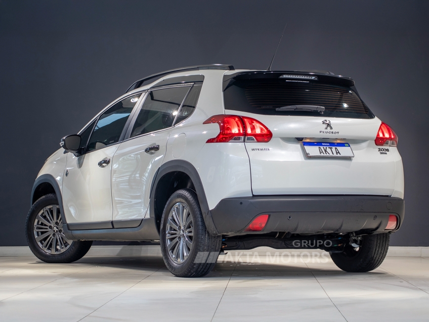 peugeot 2008 1.6 16v thp flex skywalker 4p automatico 2022