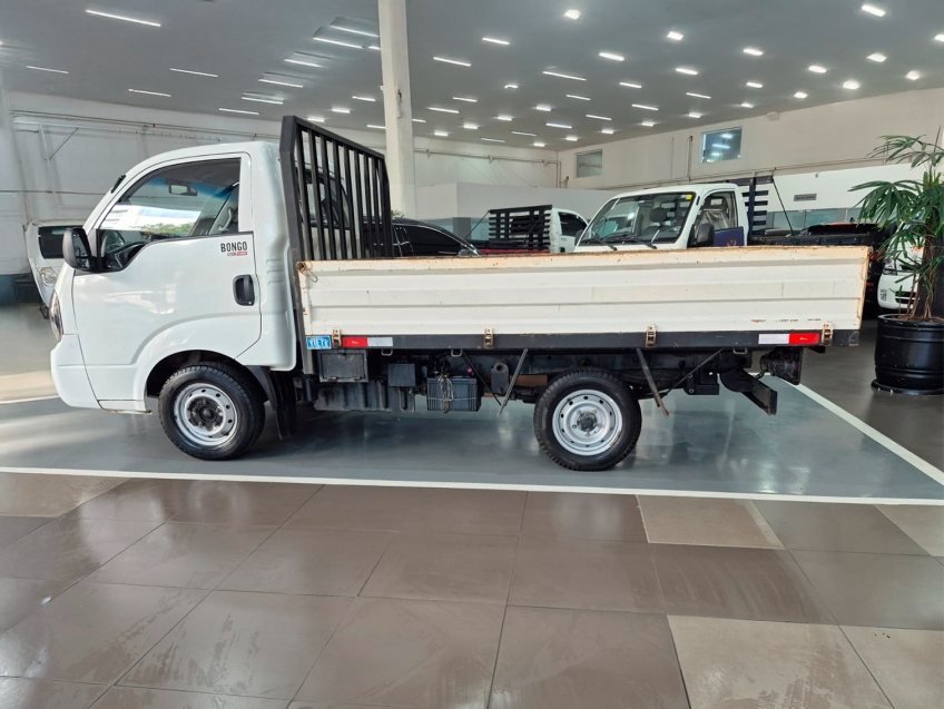 kia bongo 2.5 td diesel std cs manual 2p 2022